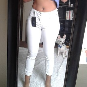 Curve Appeal White Minimalist Jegging Bottoms